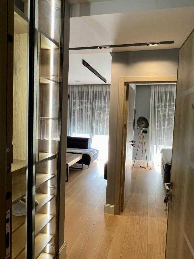 Coin Apartments Улцин Стая снимка