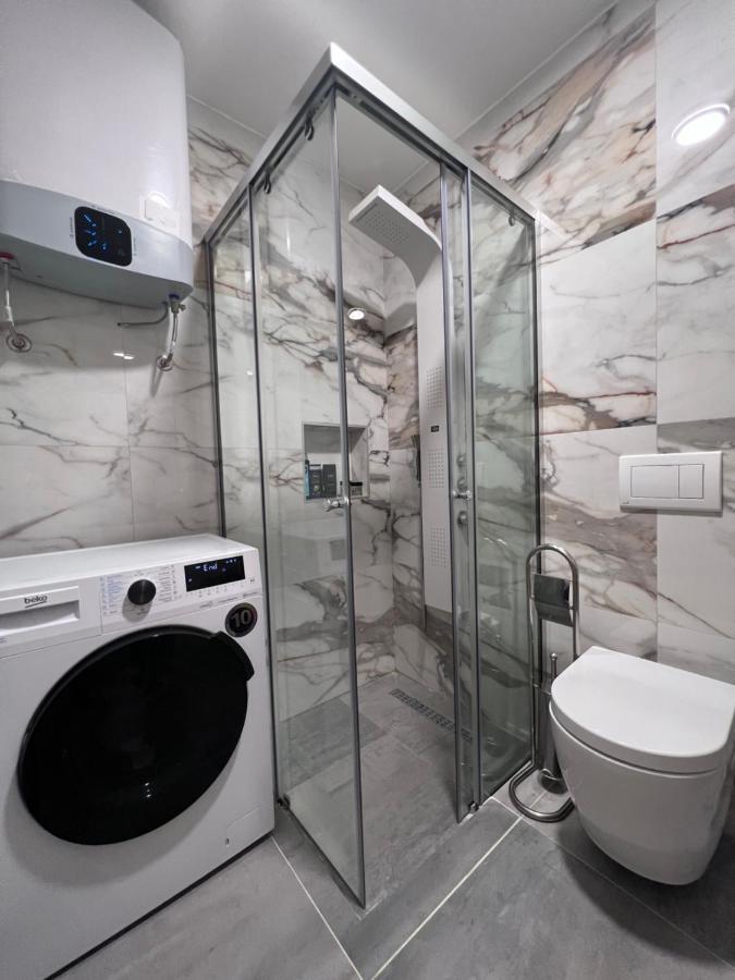 Coin Apartments Улцин Екстериор снимка