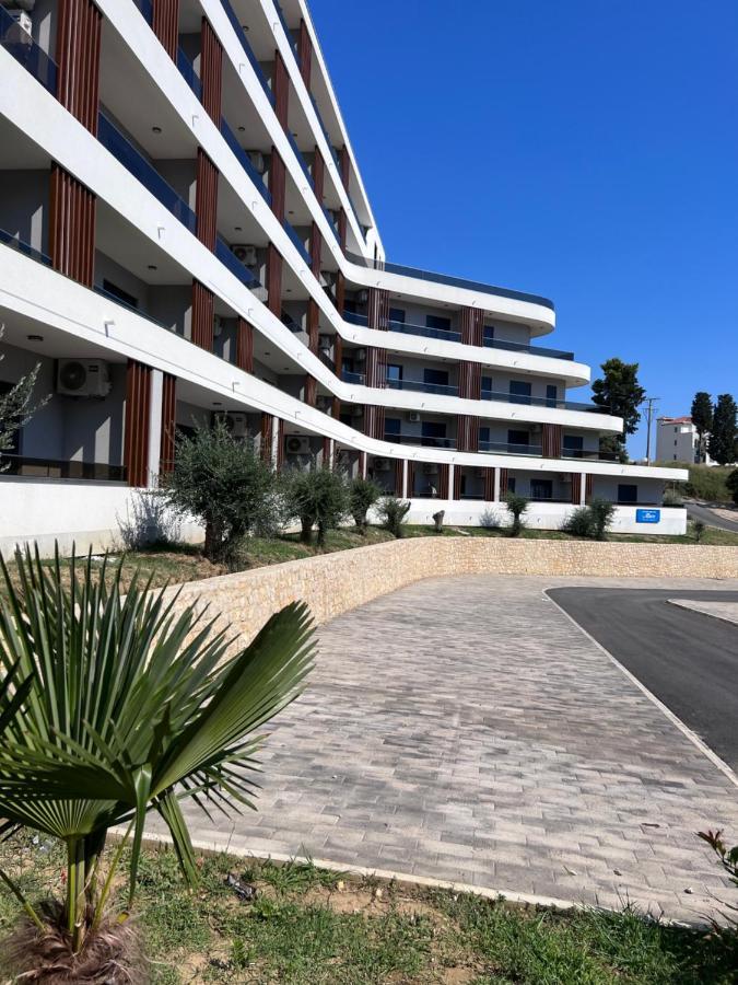 Coin Apartments Улцин Екстериор снимка