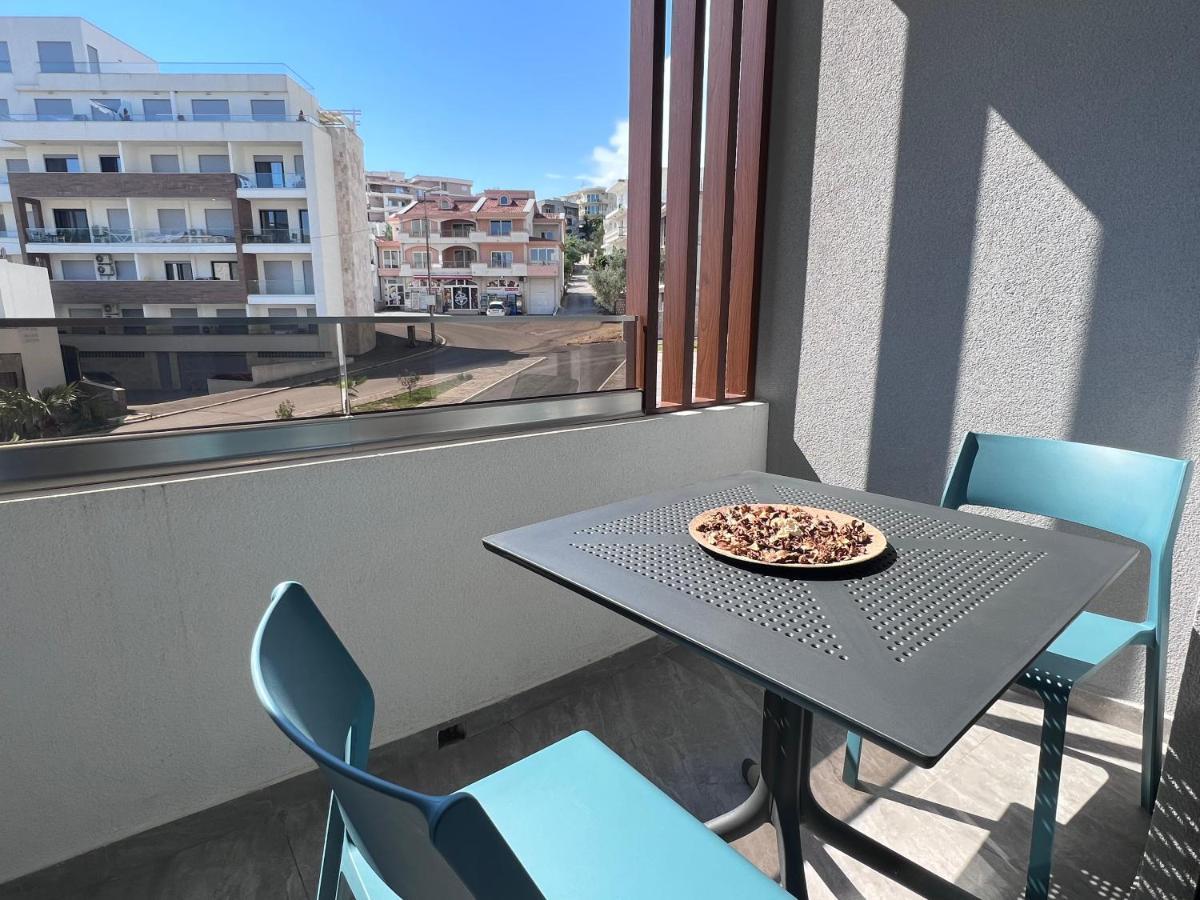Coin Apartments Улцин Екстериор снимка