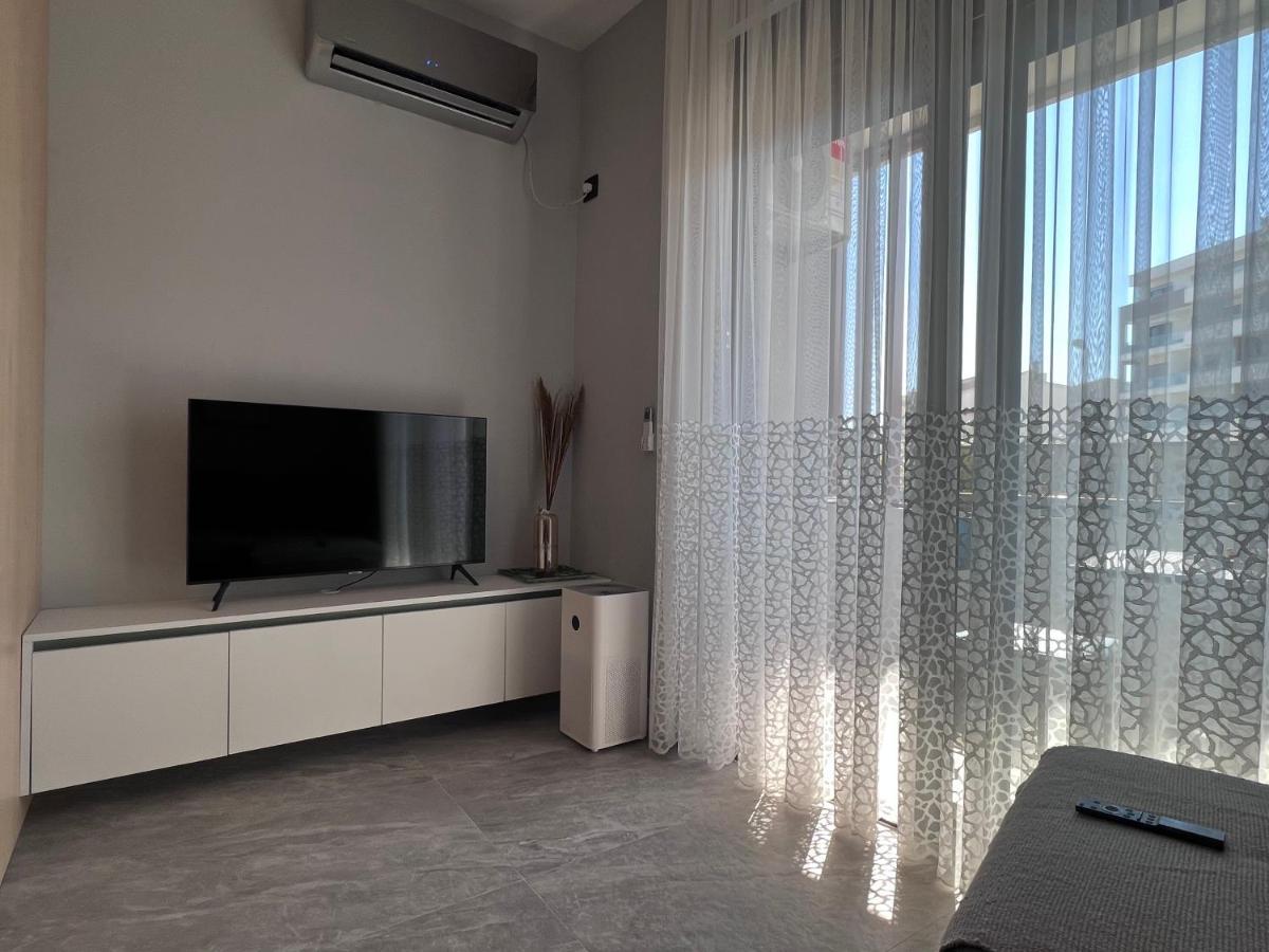 Coin Apartments Улцин Екстериор снимка